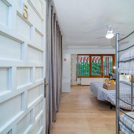 P Casacafe Madrid Calle Carlos Dubois 3 Kültér fotó