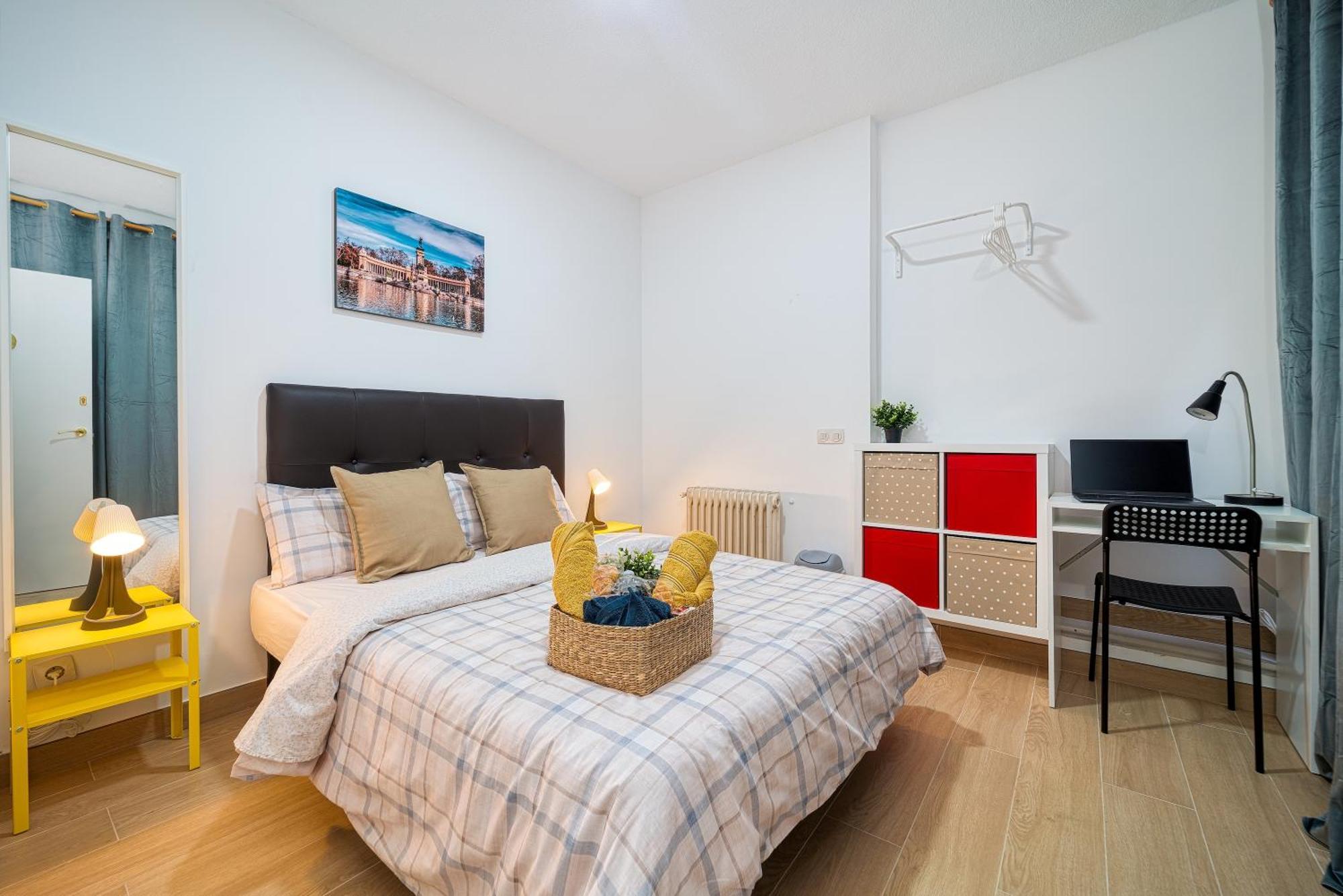 P Casacafe Madrid Calle Carlos Dubois 3 Kültér fotó