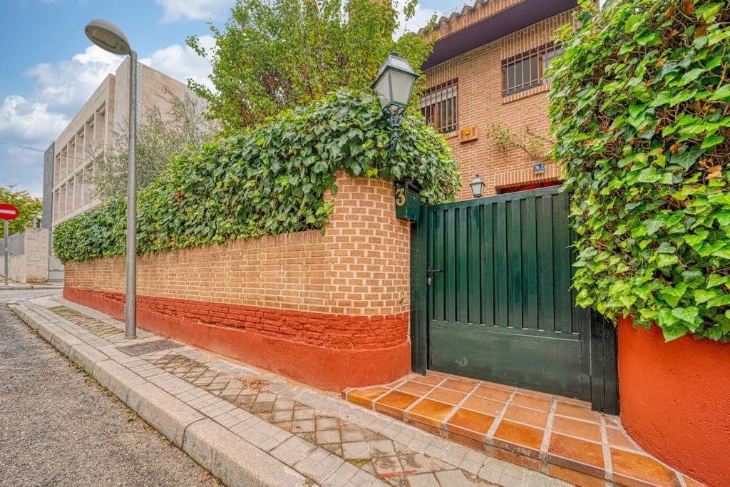 P Casacafe Madrid Calle Carlos Dubois 3 Kültér fotó