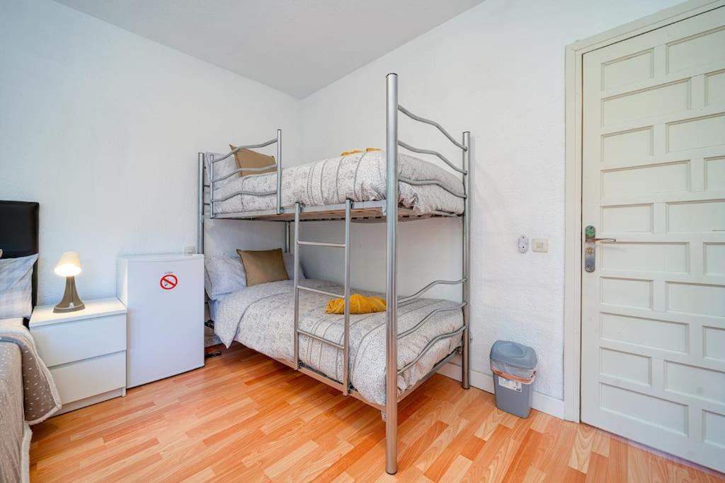 P Casacafe Madrid Calle Carlos Dubois 3 Kültér fotó