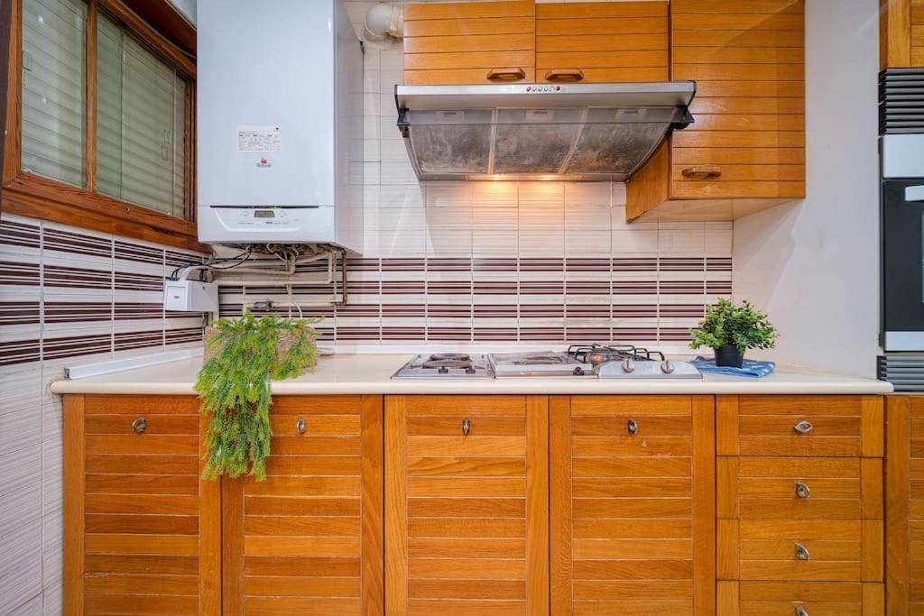 P Casacafe Madrid Calle Carlos Dubois 3 Kültér fotó